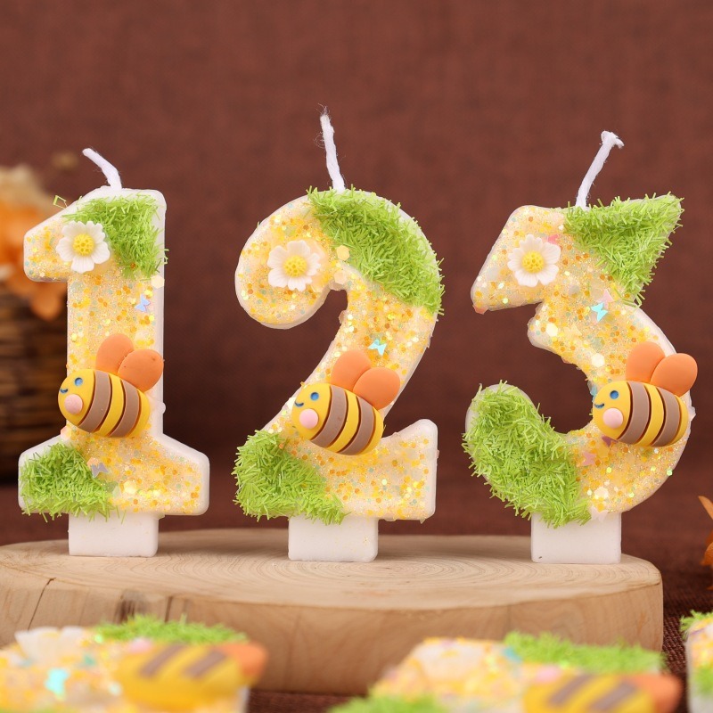 Green Yellow Bee Digital Candl - Holiday Candle Set recension och pris